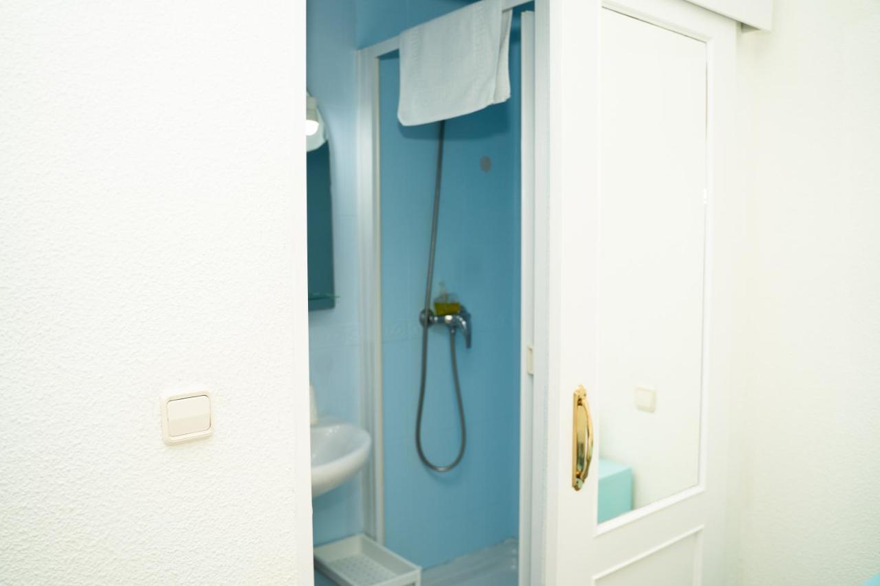 Guest House Exito En Madrid Ngoại thất bức ảnh